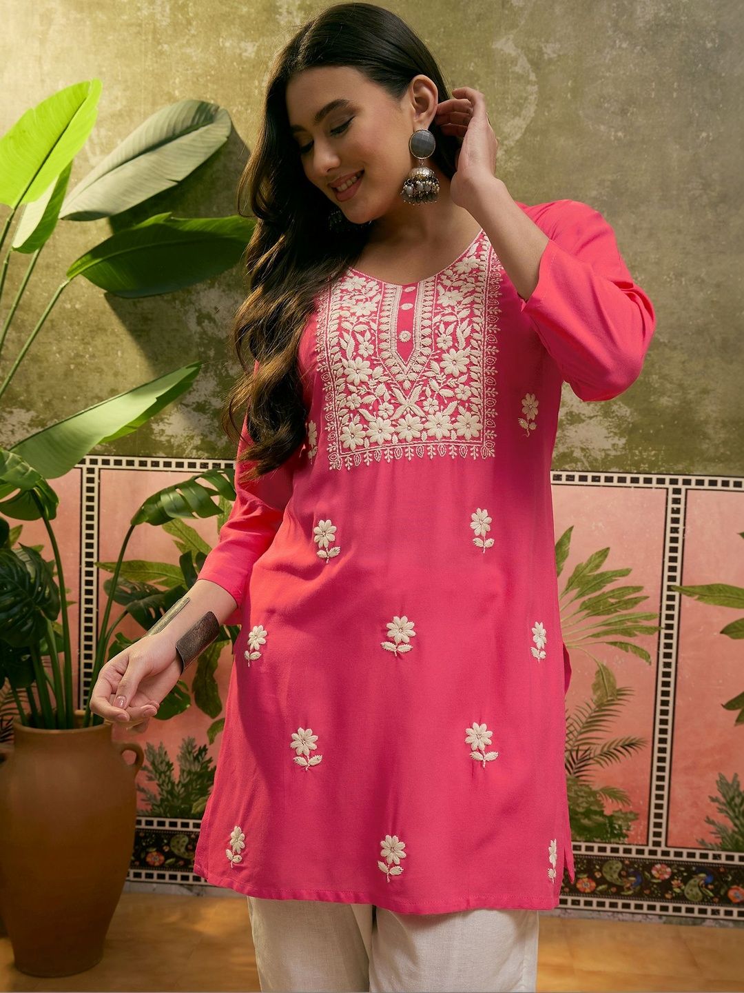 Sangria Floral Embroidered Round Neck Straight Kurti