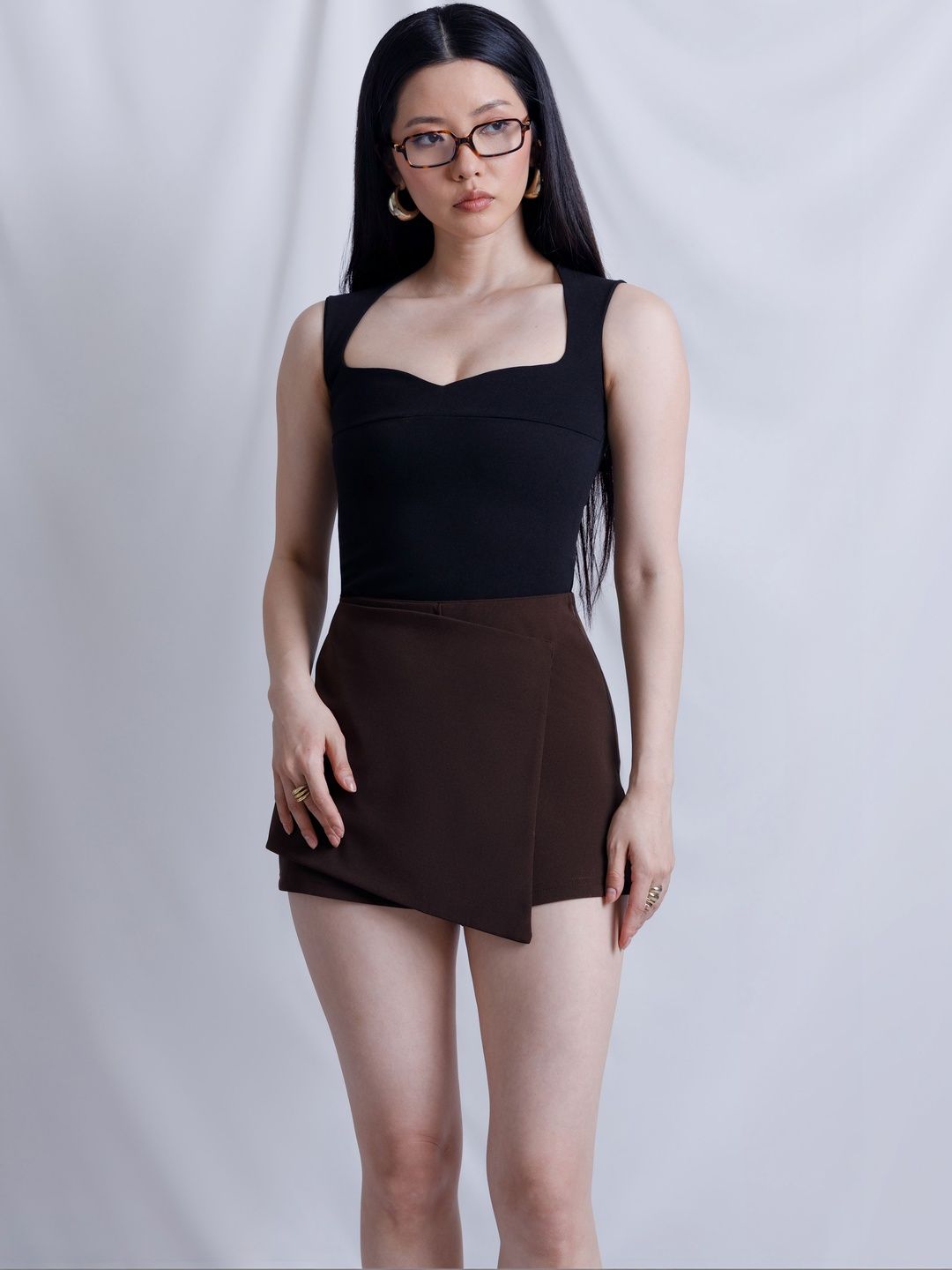 COLOR CAPITAL Stretch Sweetheart Neck Sleeveless Bodysuit