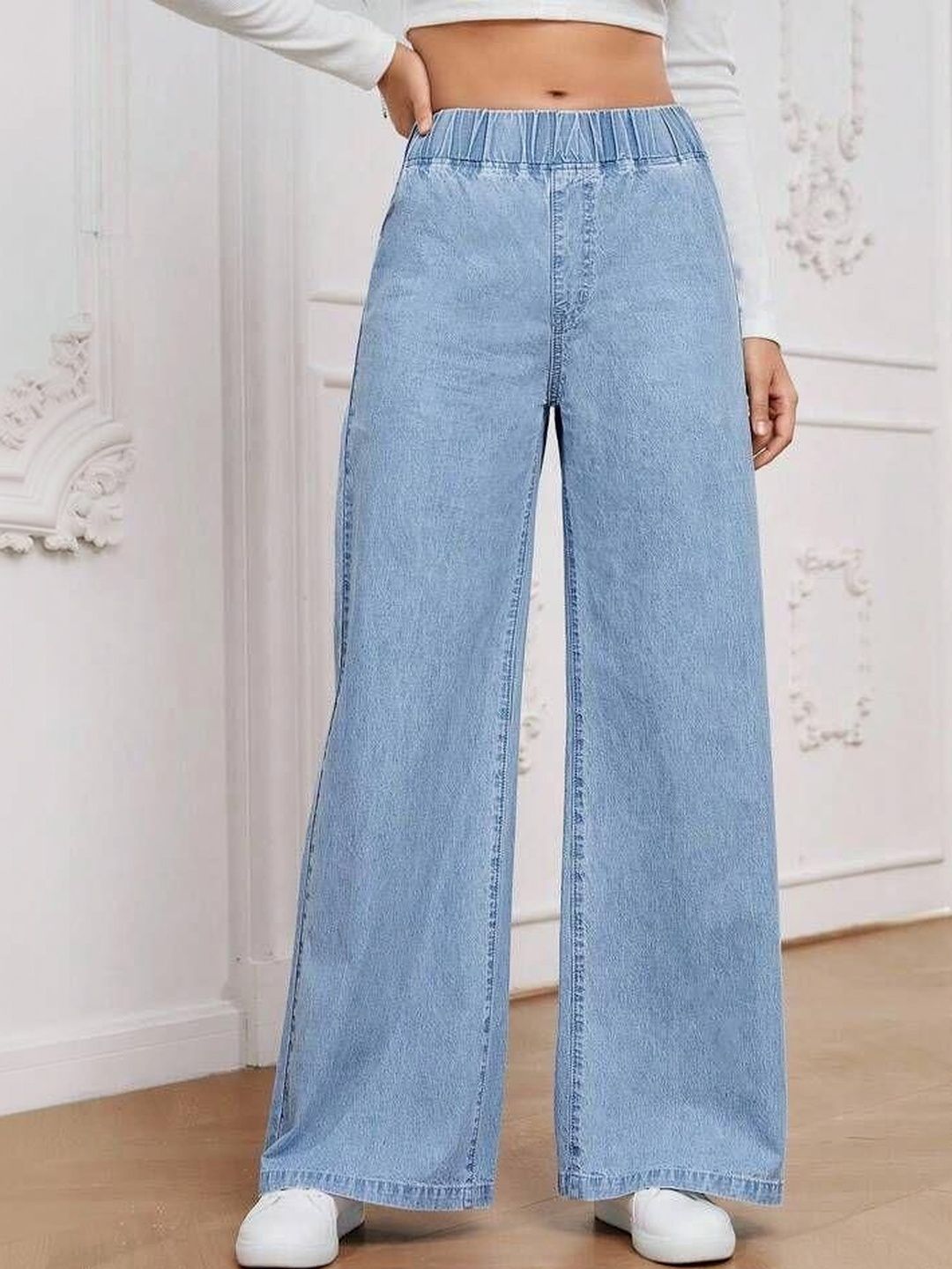 HUNTER & HAYES Women Wide Leg High-Rise Light Fade Stretchable Jeans