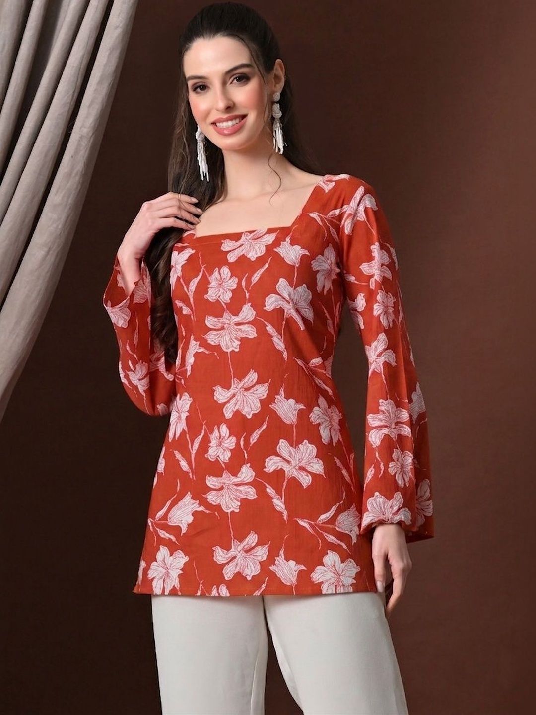 SANGOURI Floral Printed Square Neck Pure Cotton Blend Kurti
