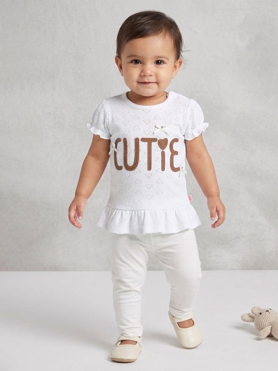 Moms Love Infant Girls White & Brown Puffed Sleeve Ruffled Cotton Top with Applique Detail