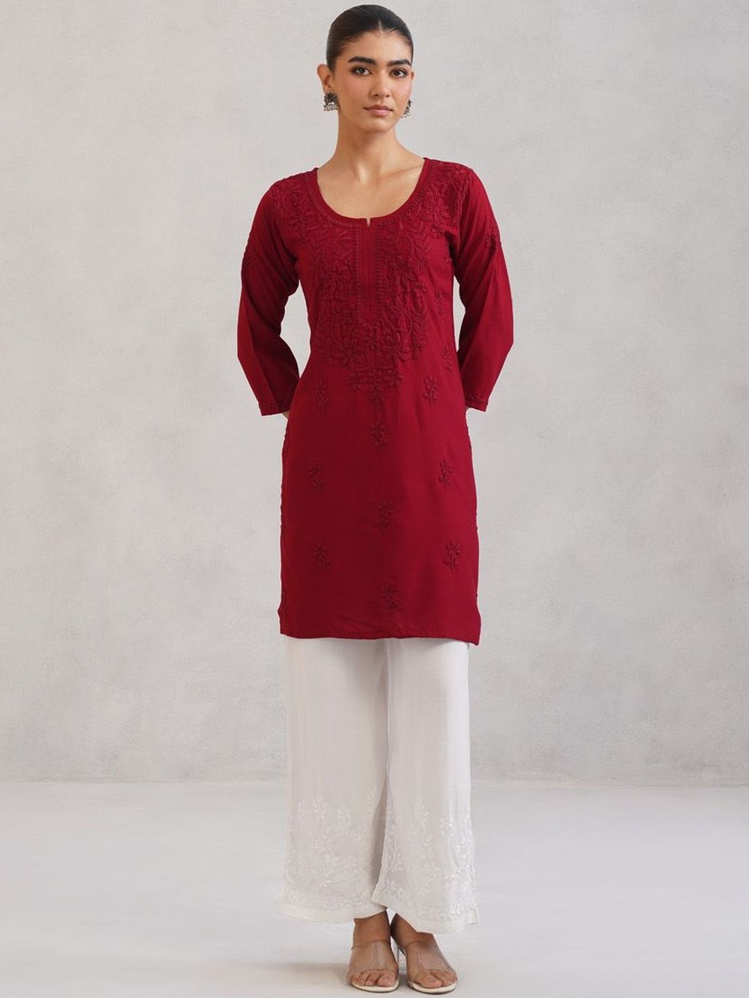 colorkosh Women Floral Maroon Ethnic Motifs Embroidered Chikankari Kurta