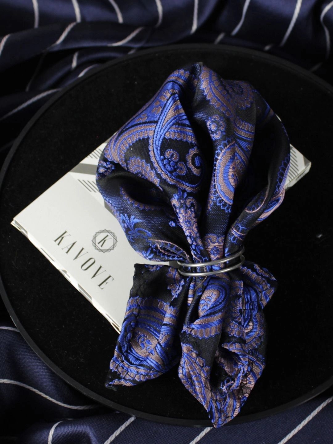 Kavove Men Blue & Grey Printed Pocket Square