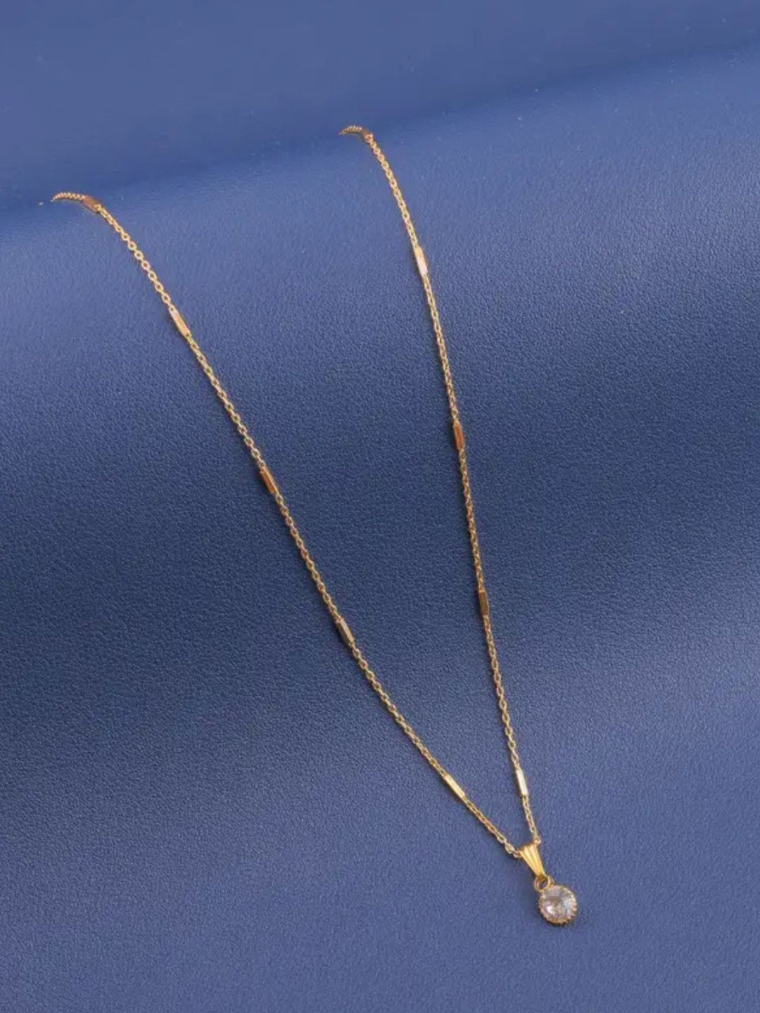 DressBerry Gold-Plated Circular Pendants With Chains