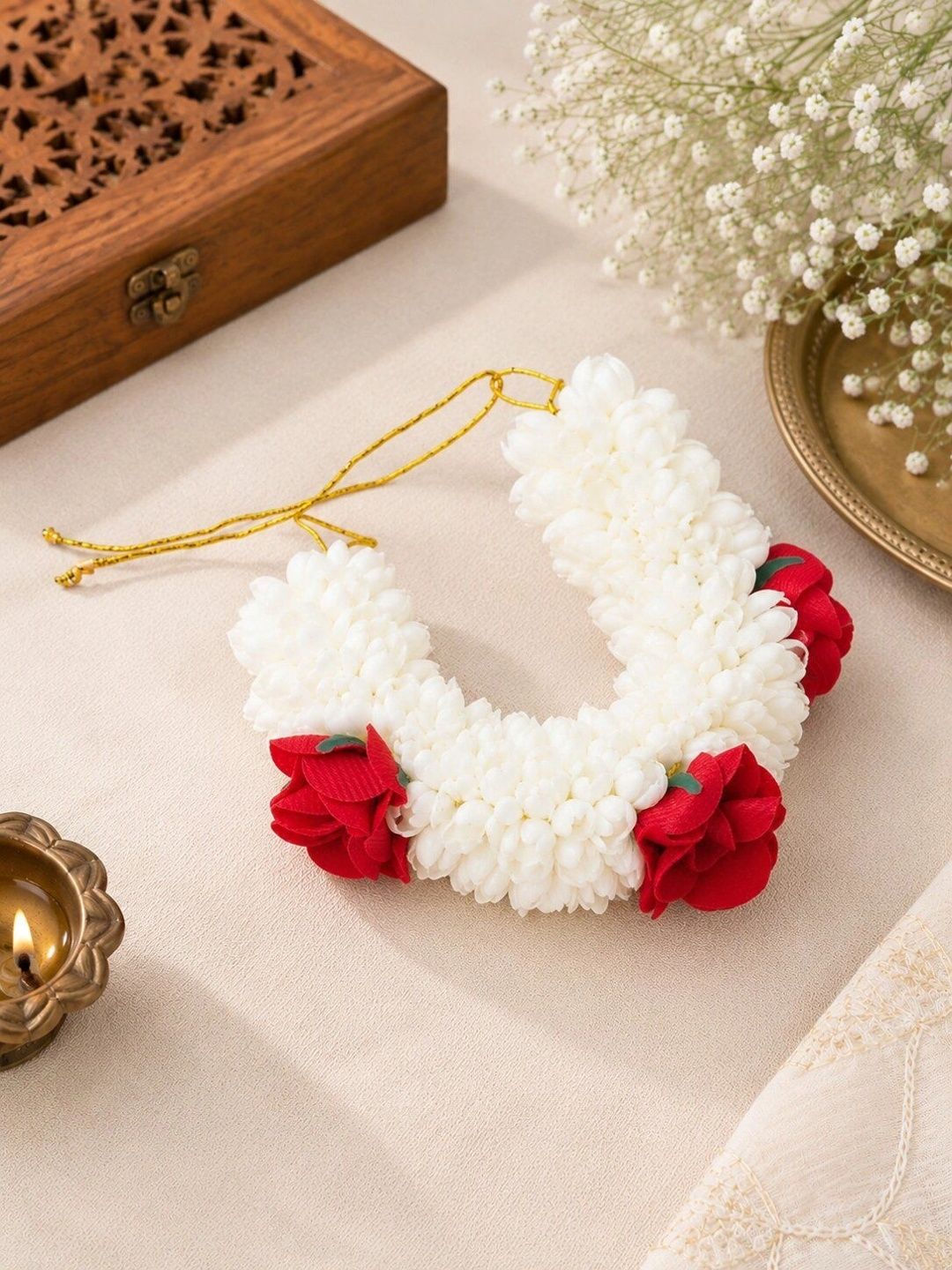 Golden Peacock Women White & Red Hair Accessory