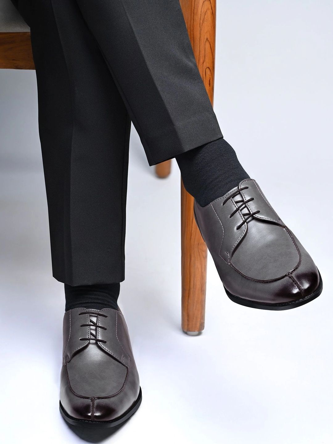 LOUIS STITCH Men Ash Grey Formal Lace Up Derby Shoes