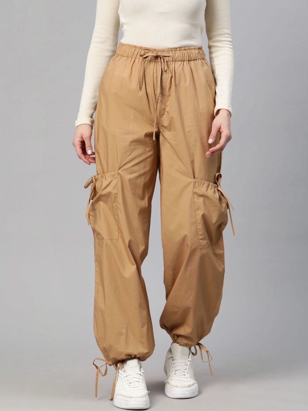 STRV Women Relaxed Loose Fit High-Rise Easy Wash Cargos Trousers