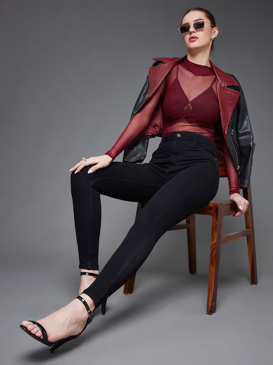 Women Black Skinny Fit High-Rise Jeans 5