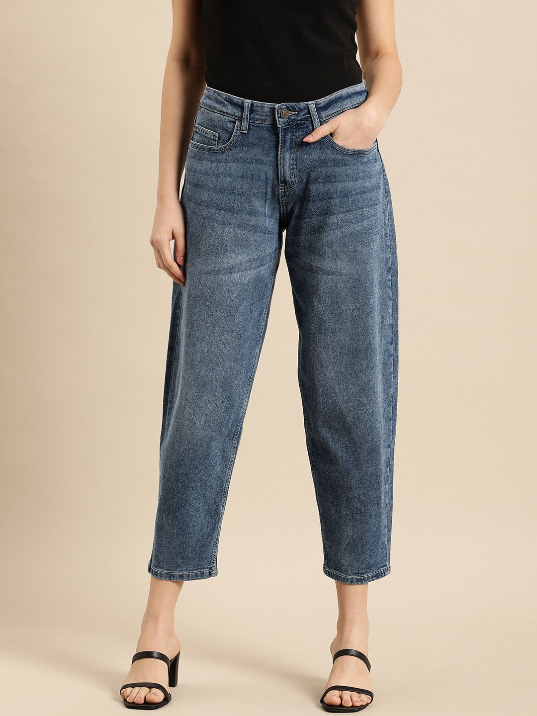 Women Heavy Fade Stretchable Slouchy Fit Mid-Rise Jeans 2
