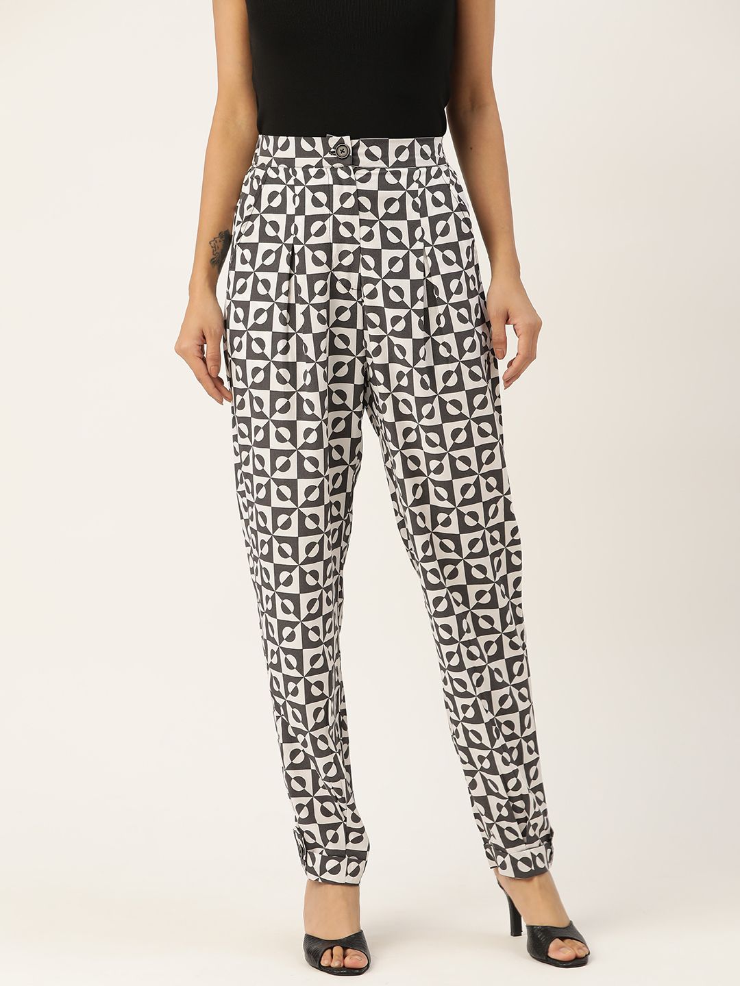 Antheaa Women Black & White Printed Comfort Loose Fit High-Rise Trousers