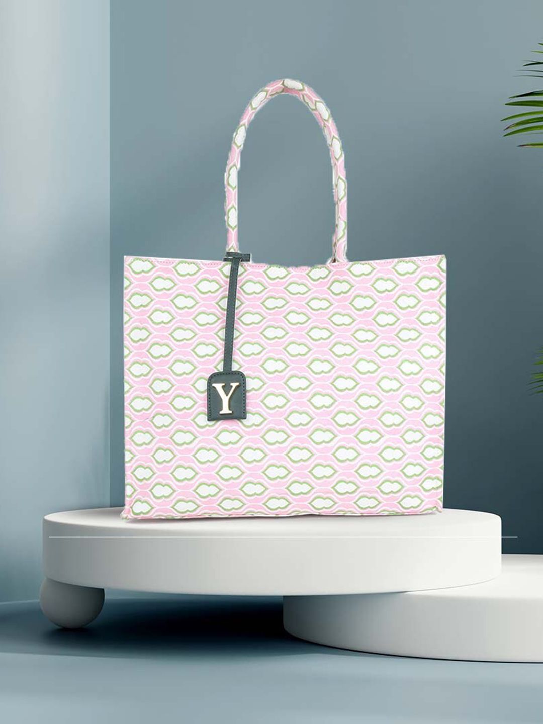 yelloe Pink Lips Printed Shoppers Shoulder Bag