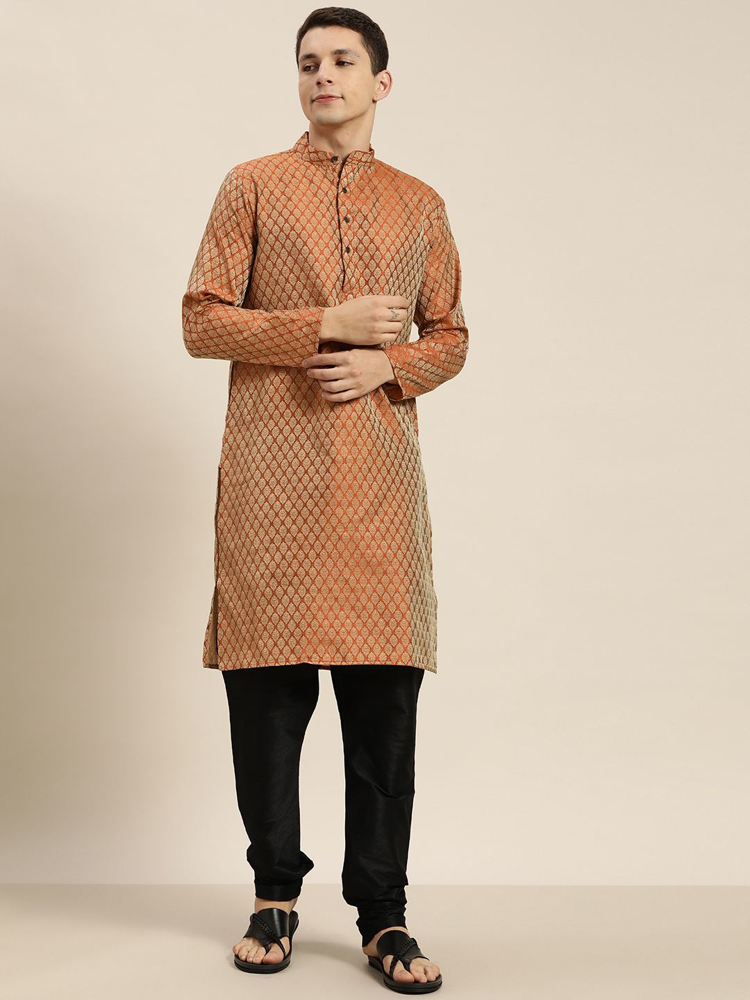 SOJANYA Men Orange & Gold-Toned Jacquard Kurta