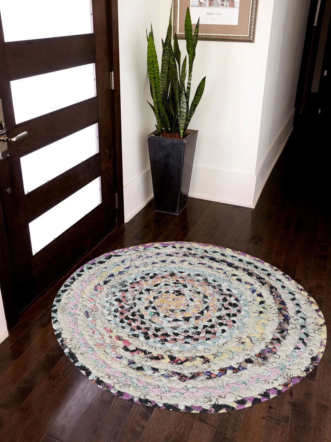 Oxolloxo Apex White & Black Woven Design Round Cotton Floor Mats