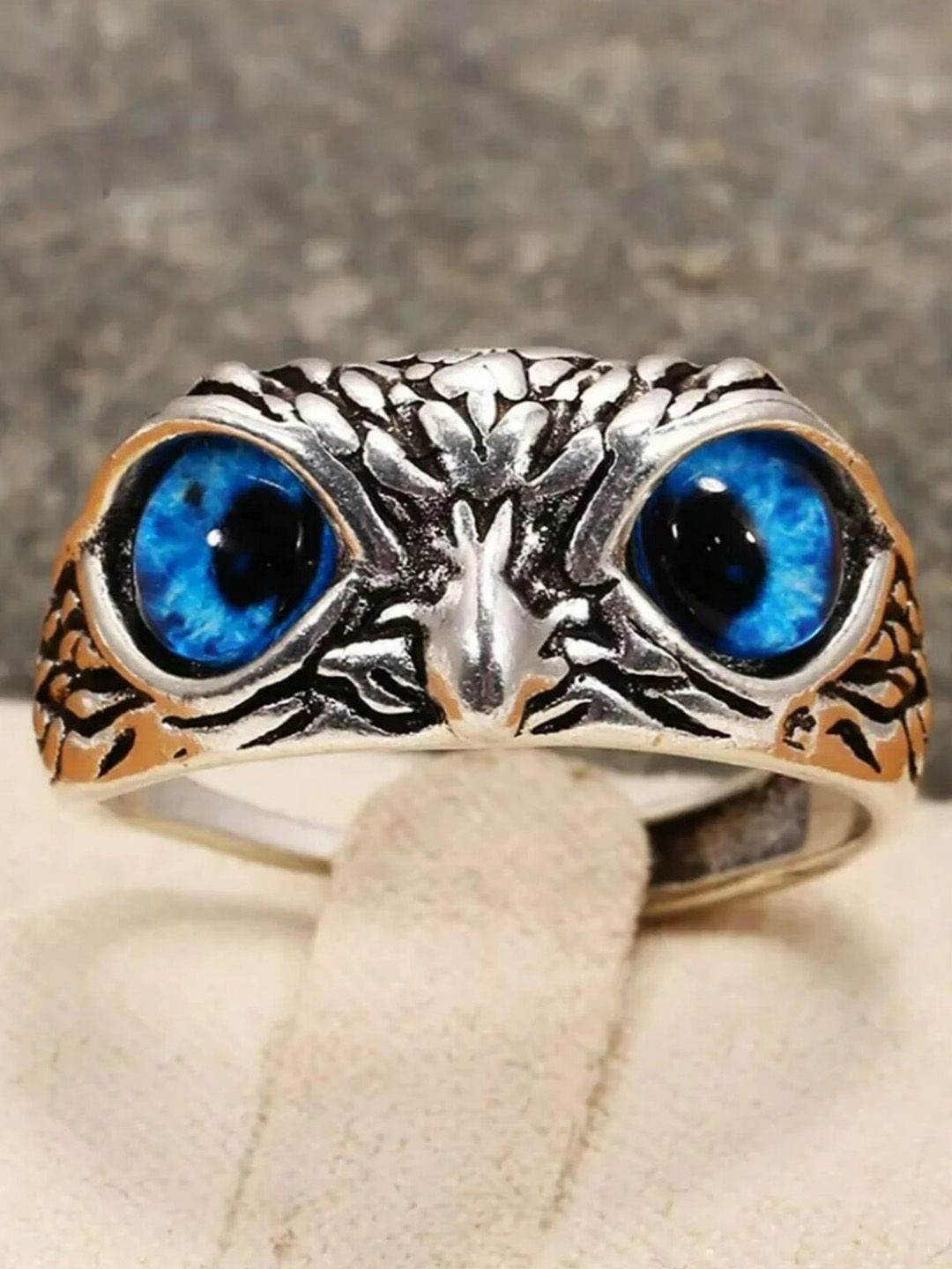 UNIVERSITY TRENDZ Silver Plated Cats Eye Stones Studded Owl Design Adjustable Finger Ring