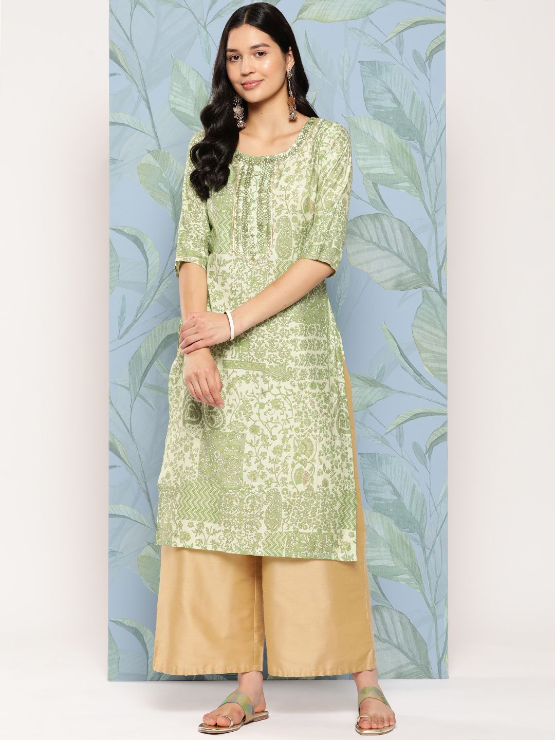 Gerua By Libas Women Floral Motifs Printed Gotta Patti Kurta