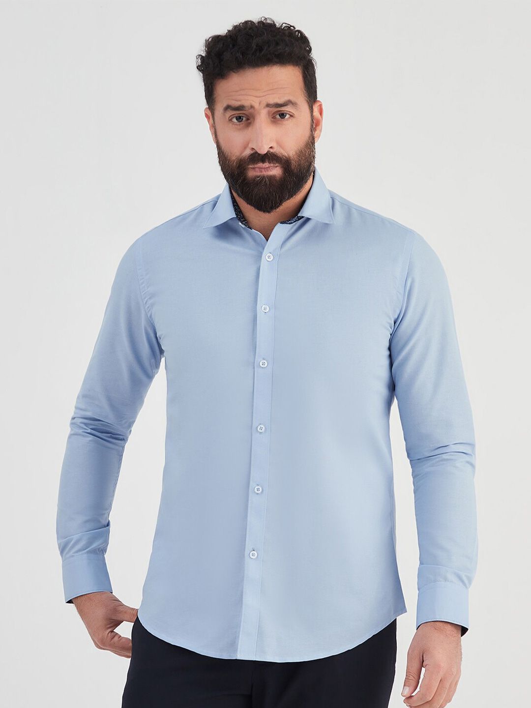 MR BUTTON Men Slim Fit Casual Shirt