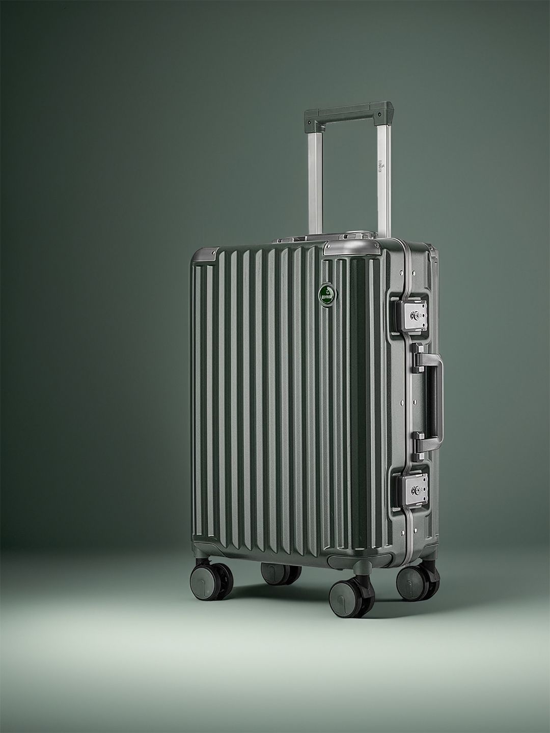 Buy THE CLOWNFISH Stark Textured Hard Case Cabin Trolley Bag -  - Accessories for Unisex