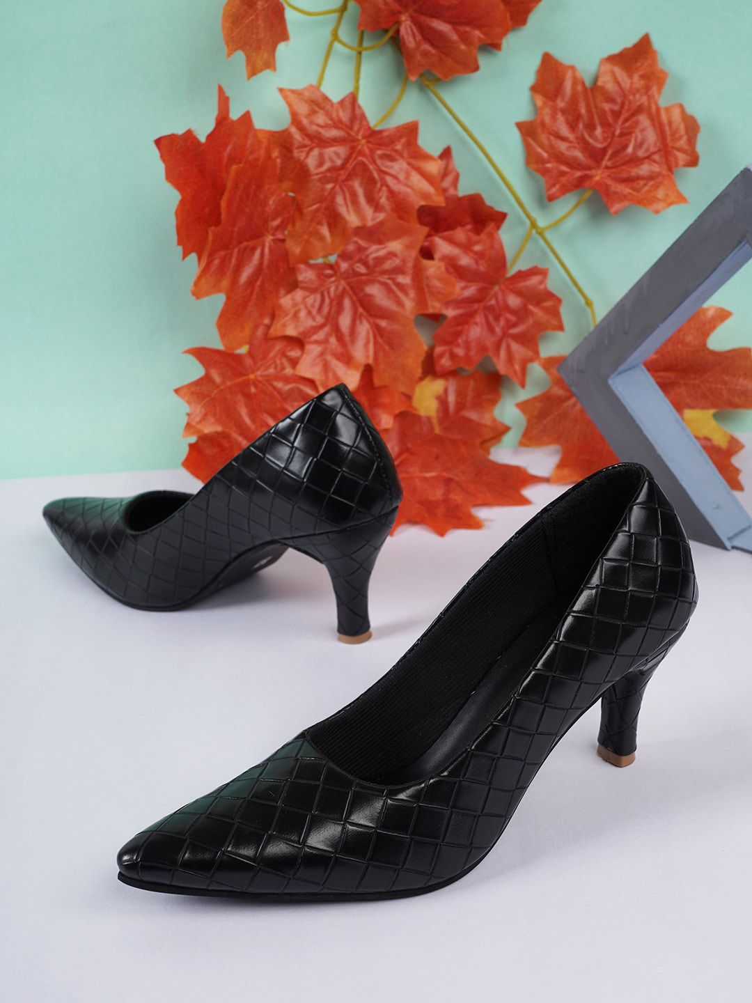 Get Glamr Women Textured Kitten Pumps