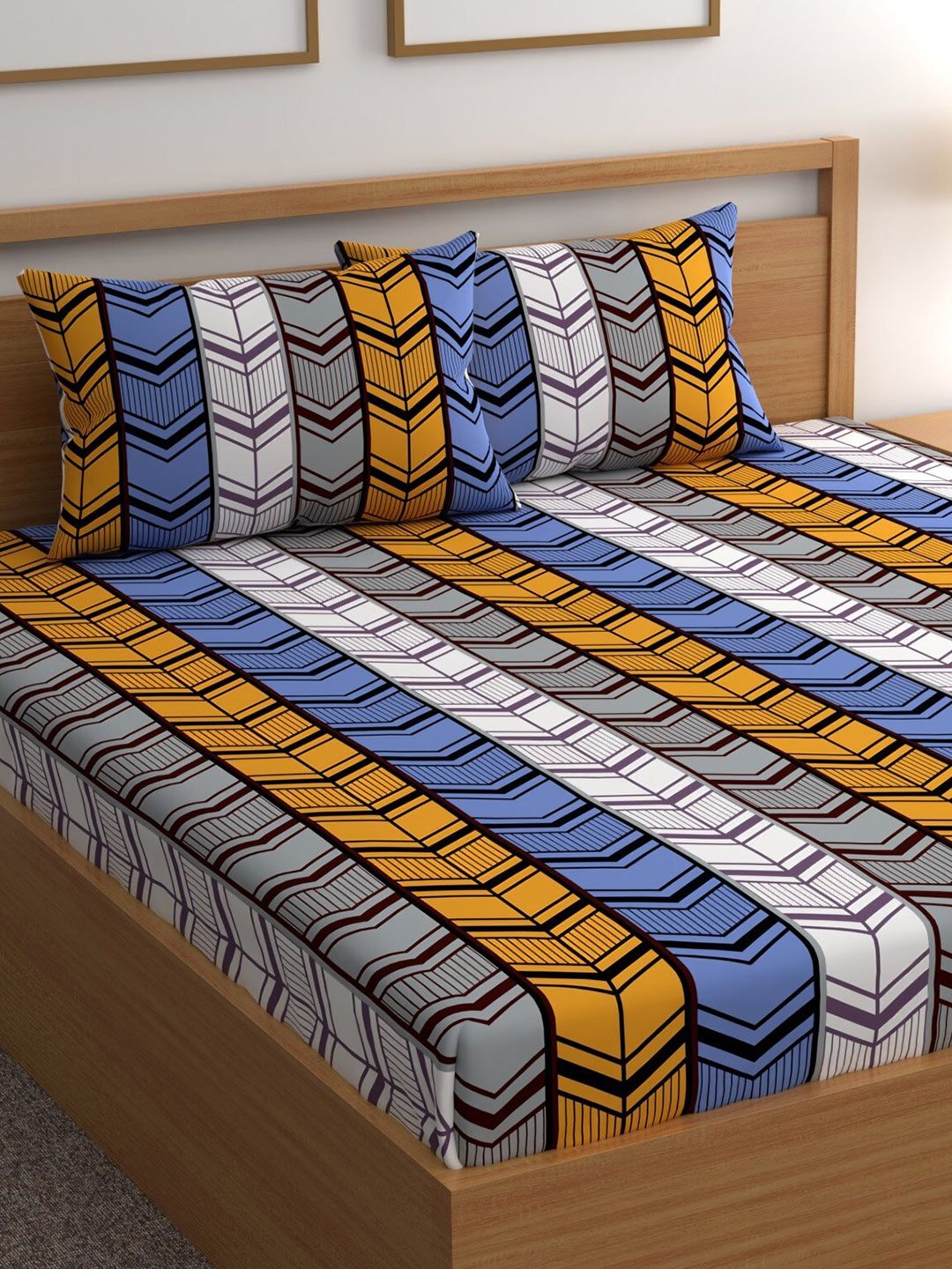 Buy CHHAVI INDIA Grey Geometric Polycotton 210 TC Queen Fine Bedsheet With 2 Pillow Covers 89 X 98 Inches -  - Home for Unisex