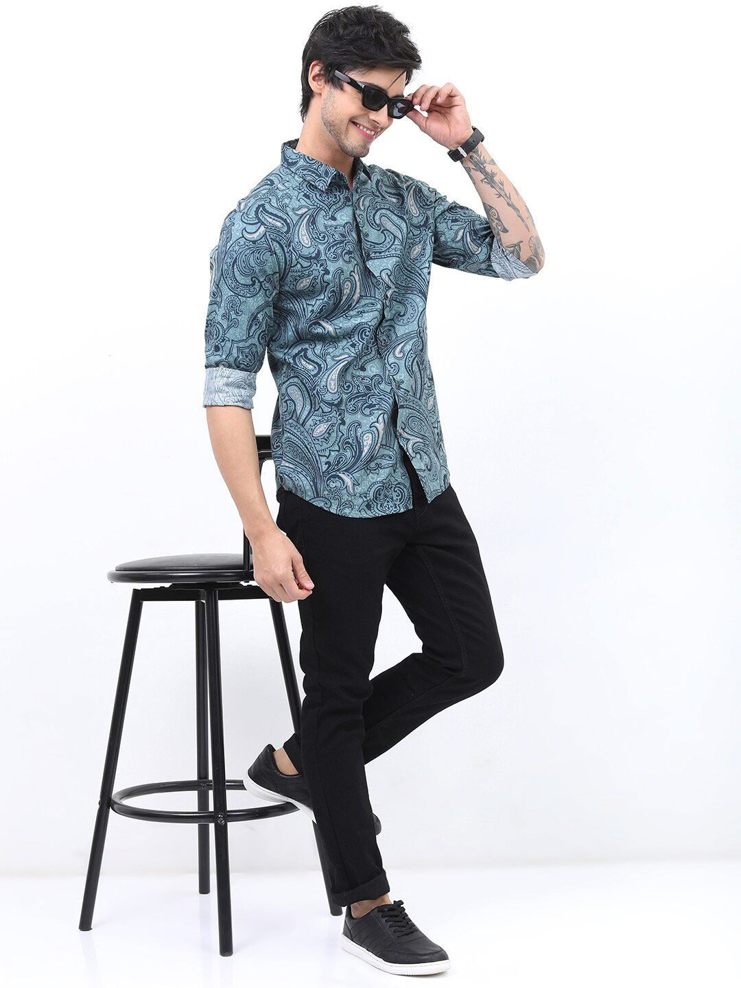 HIGHLANDER Men Slim Fit Ethnic Motifs Printed Casual Cotton Shirt