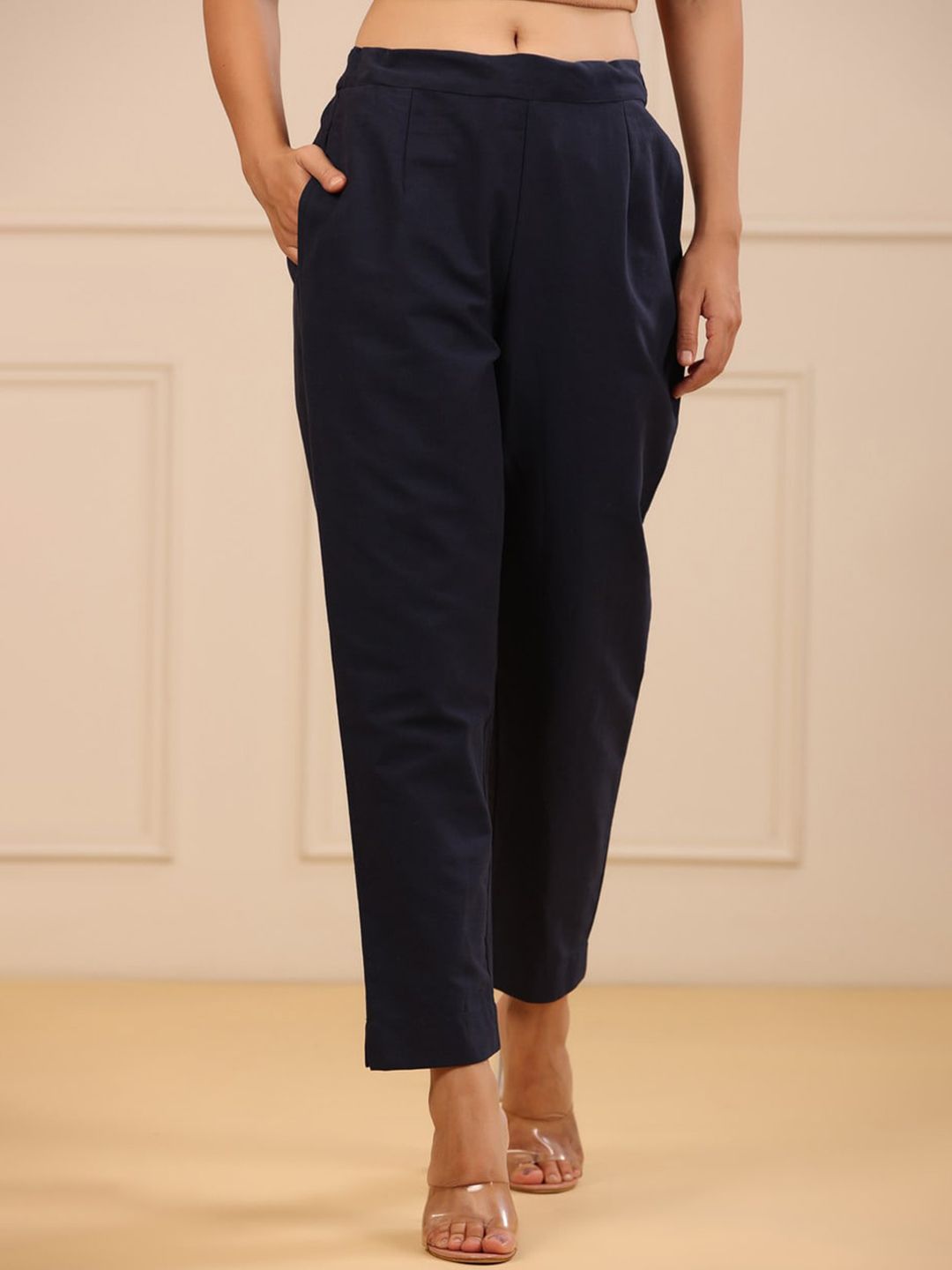 Juniper Women Cotton Relaxed Easy Wash Pleated Peg Trousers
