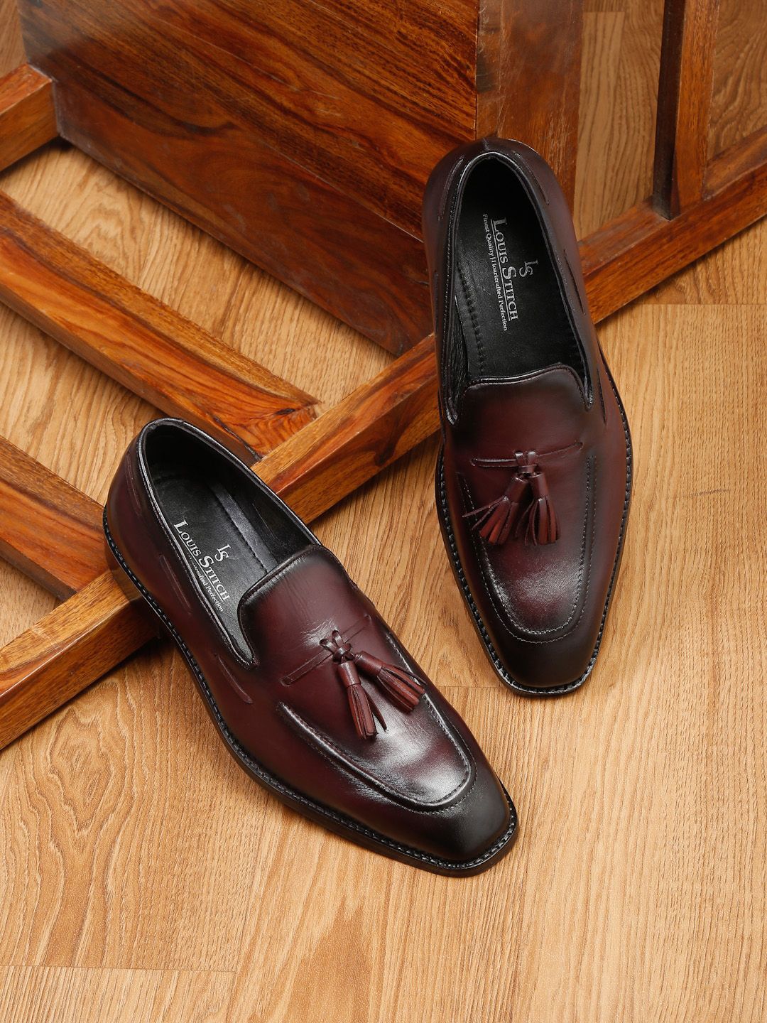 LOUIS STITCH Men Textured Genuine Italian Leather Formal Loafers