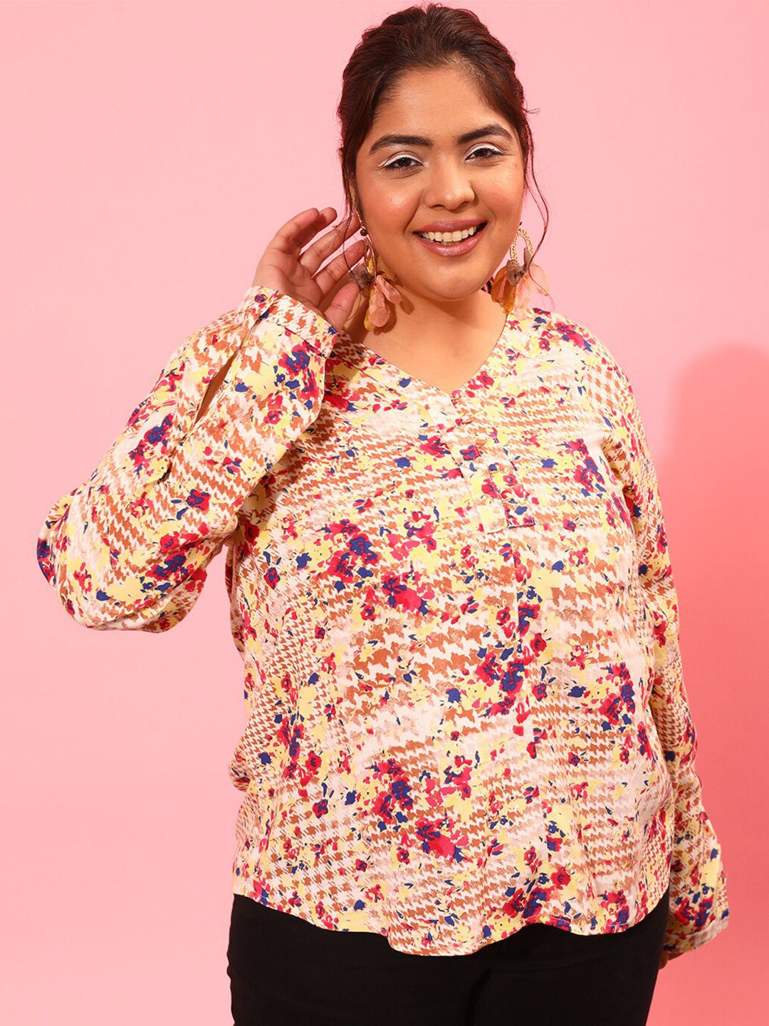 CURVY STREET V-Neck Floral Printed Cuff Sleeves Top