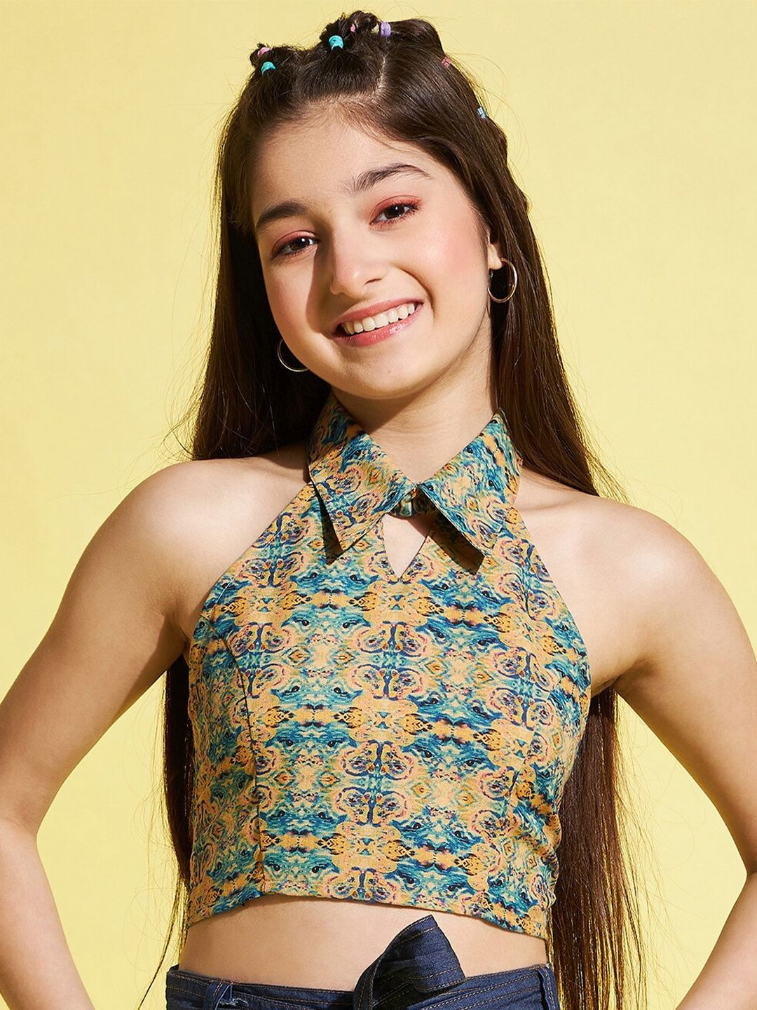 StyloBug Girls Halter Neck Printed Crop Top