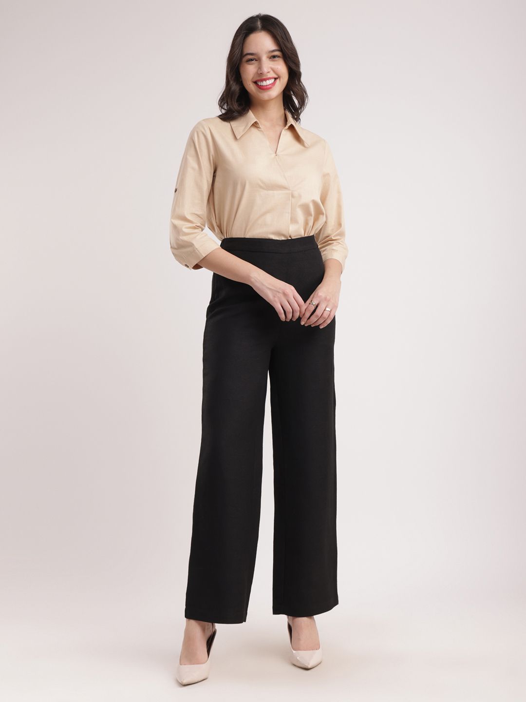 FABLE STREET Women Mid Rise Relaxed Linen Trousers