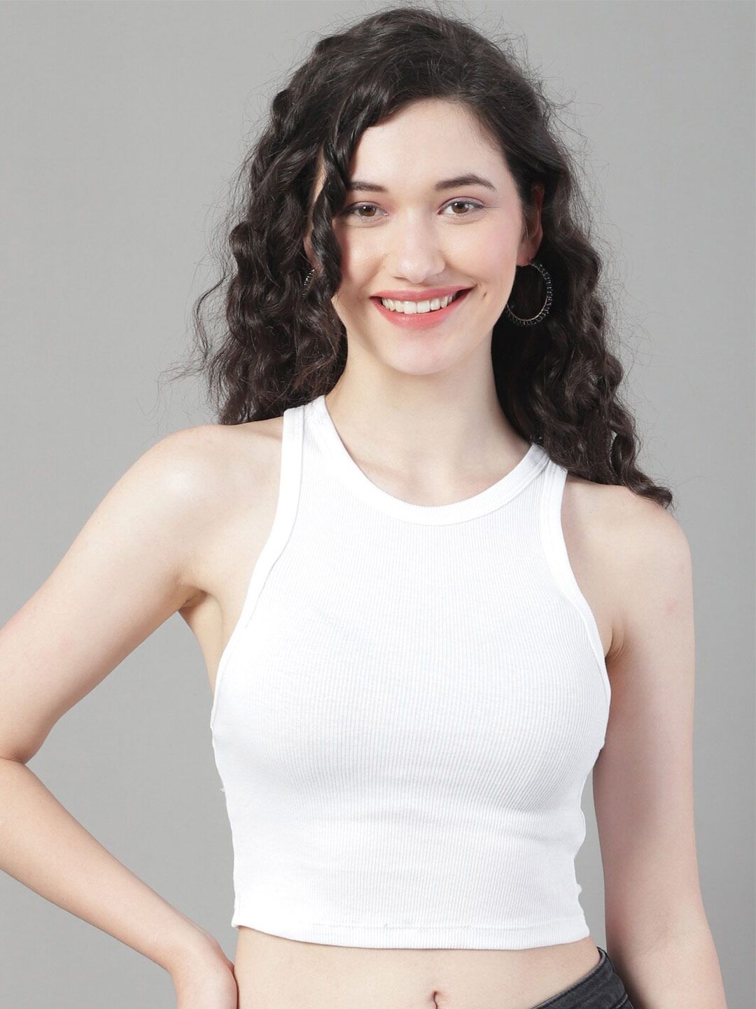 NoBarr Round Neck Sleeveless Crop Top