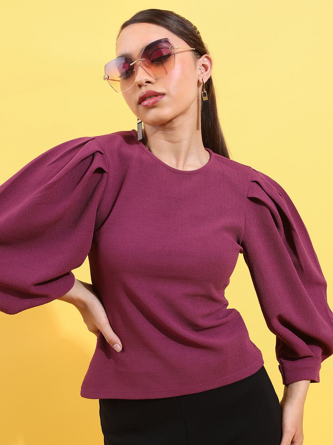 Tokyo Talkies Pink Round Neck Puff Sleeves Top