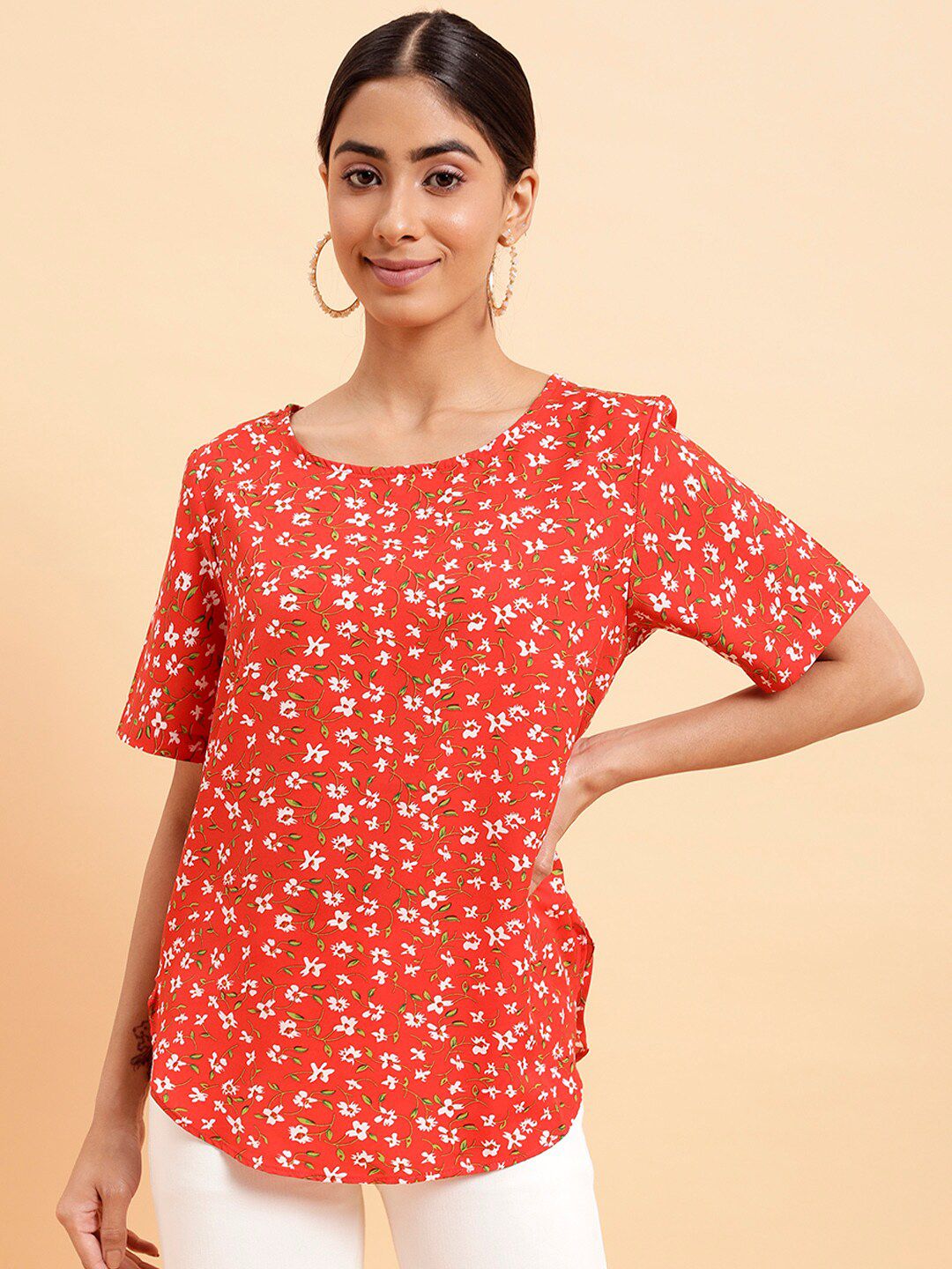 MINT STREET Floral Printed Round Neck Regular Top
