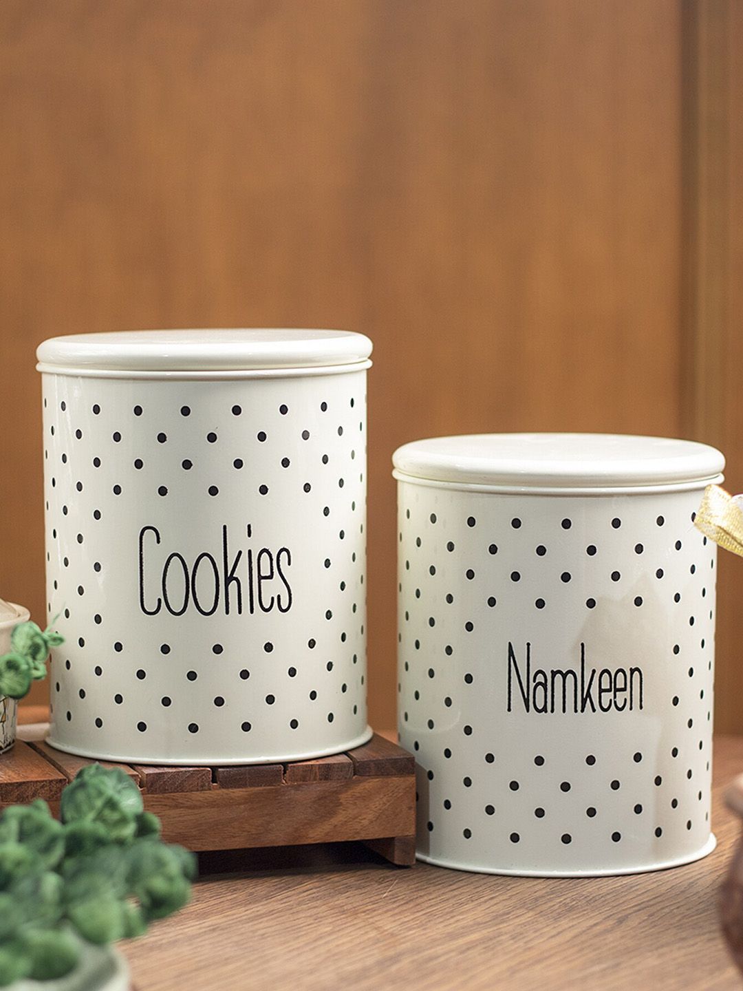 Market99 White Polka Dots Metal Dishwasher Safe 2 Piece Clip-On Canister-1.4L