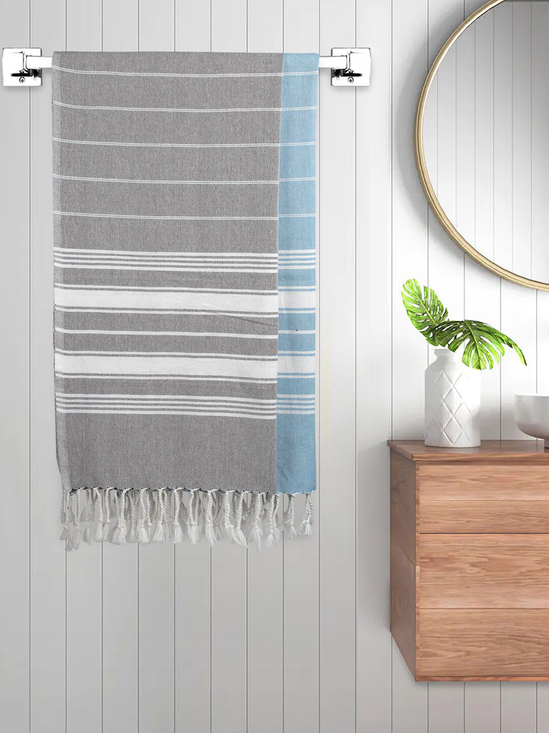FABINALIV Set of 2 Grey & Blue Striped Printed 225 GSM Cotton Bath Towels