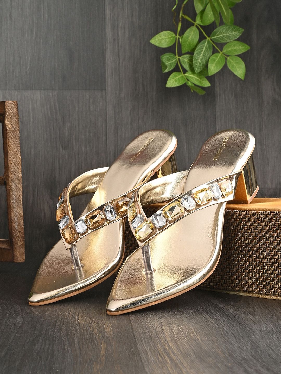 CLOG LONDO Embellished Open Toe Block Heels