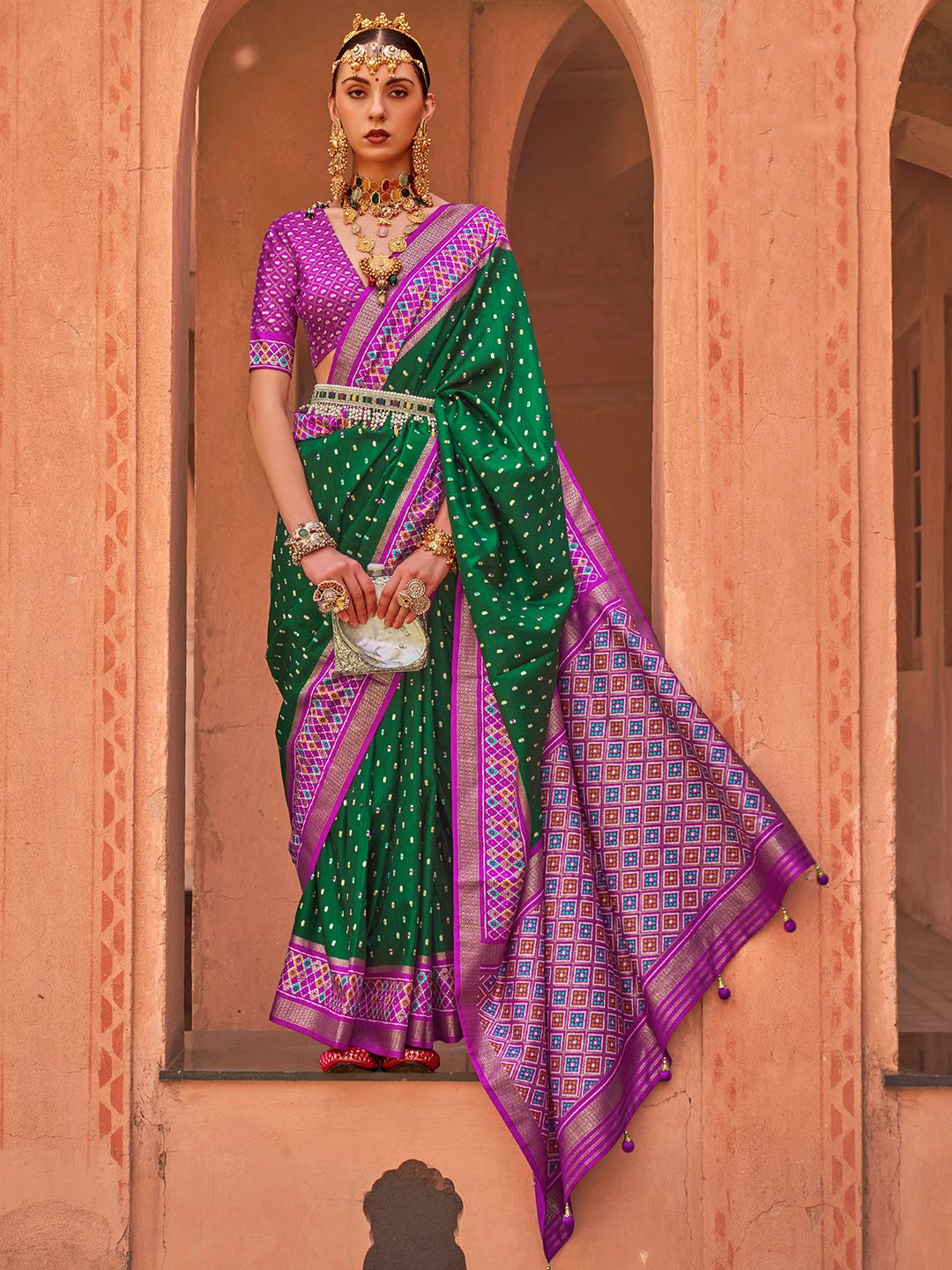 Mitera Green & Pink Zari Ethnic Woven Design Patola Saree