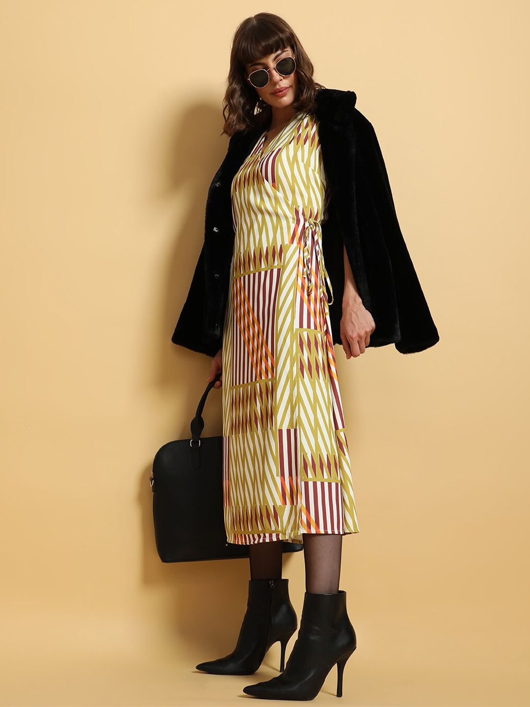 Vero Moda Geometric Printed Sleeveless A-Line Midi Dress