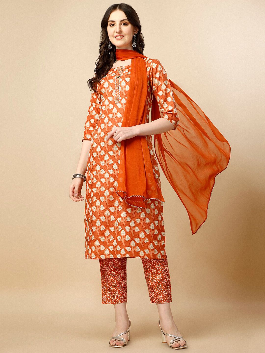 Berrylicious Floral Printed Regular Pure Cotton Kurta With Trousers & Dupatta