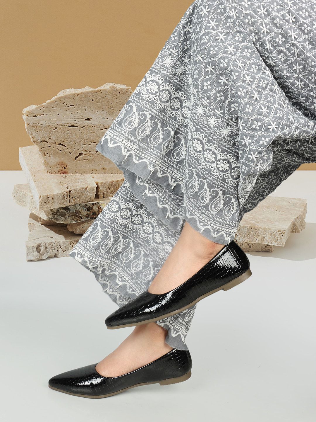 ICONICS Textured Pointed Toe Ballerinas