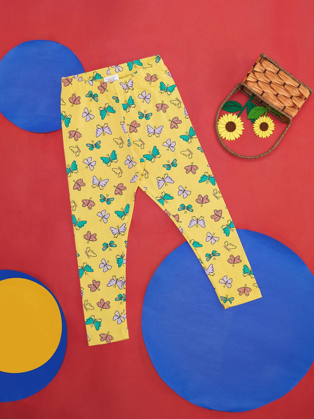 Pantaloons Junior Girls Conversational Printed Cotton Regular Trackpants