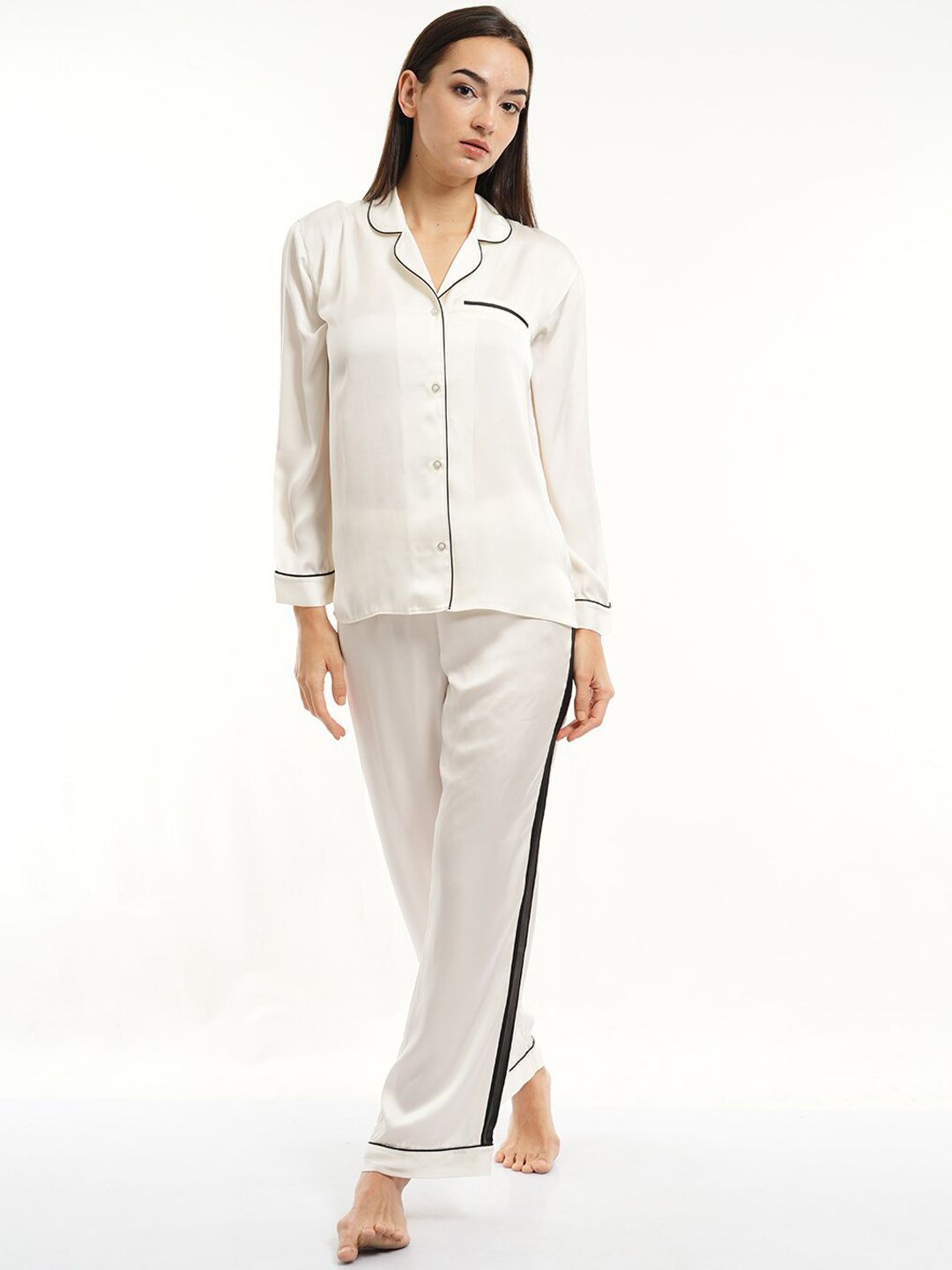 mackly Solid Black Long Sleeves Lapel Collar Polyester Night Suit