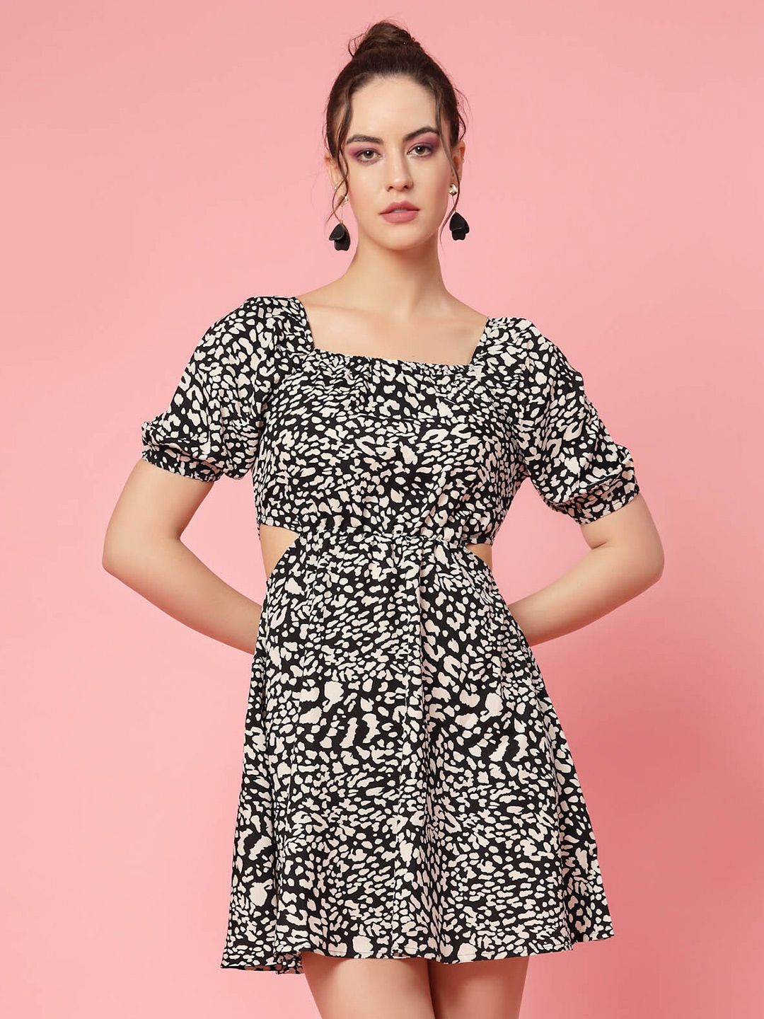 plusS Black Abstract Printed Cut-Out A-Line Dress