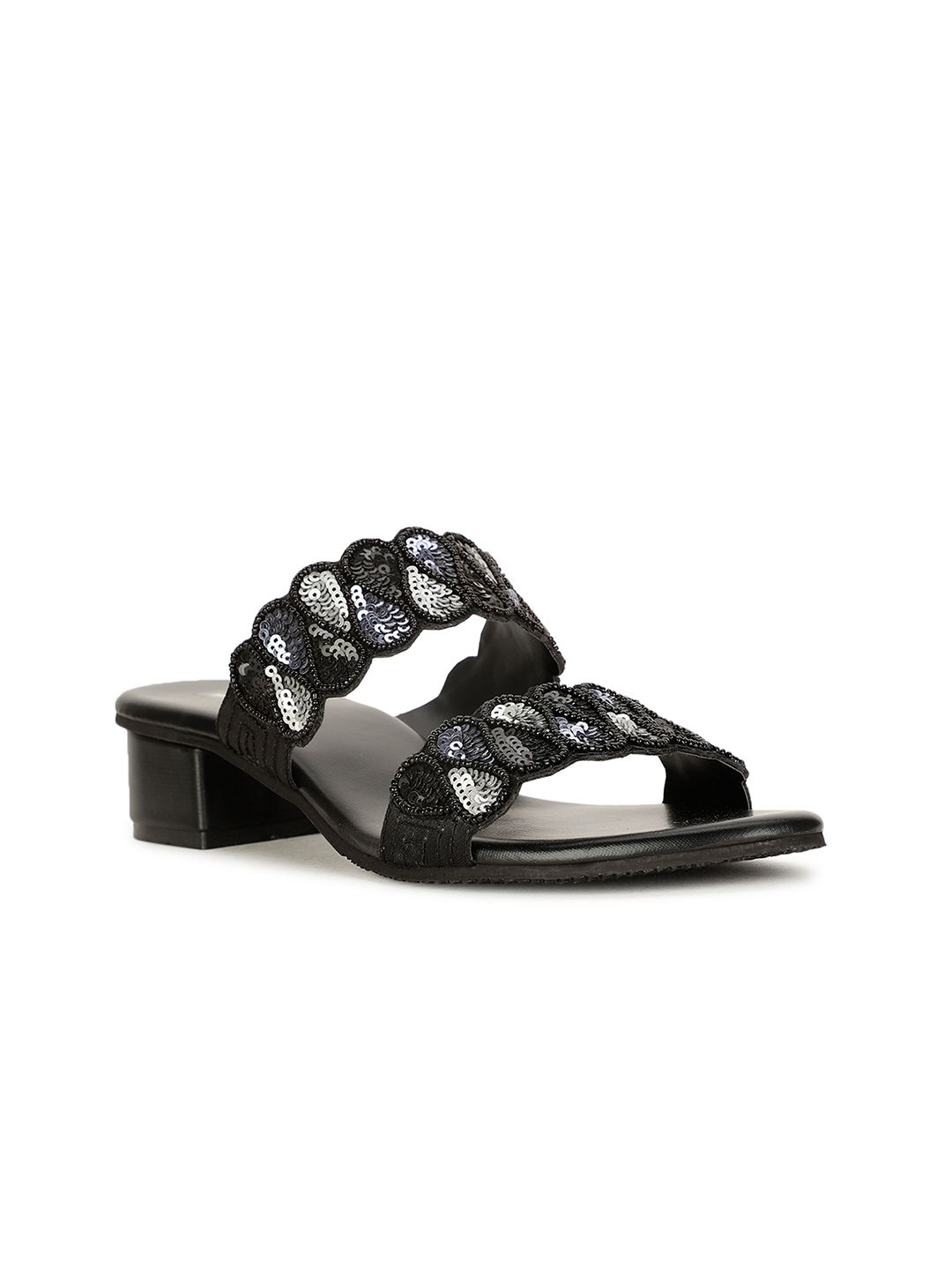 Bata footwears at Minimum 50% Off