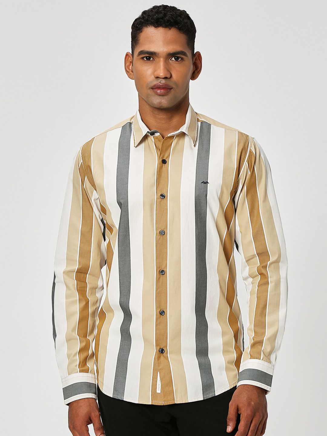 Mufti Slim Fit Striped Pure Cotton Casual Shirt