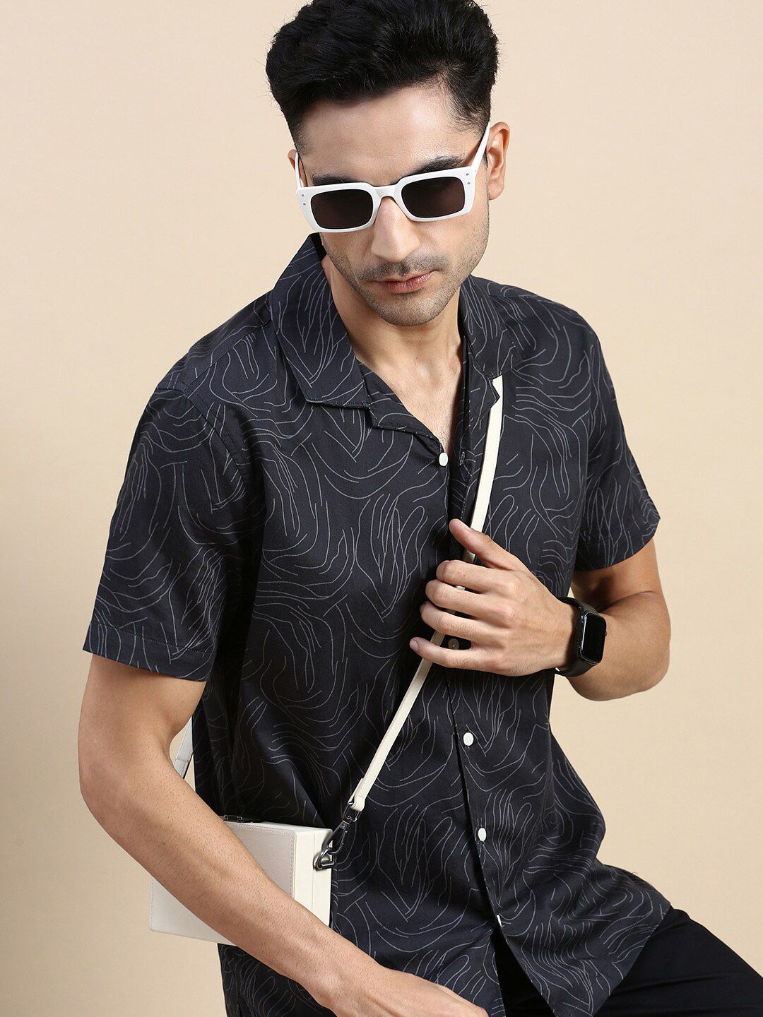 INVICTUS Club Slim Fit Abstract Printed Cotton Casual Shirt