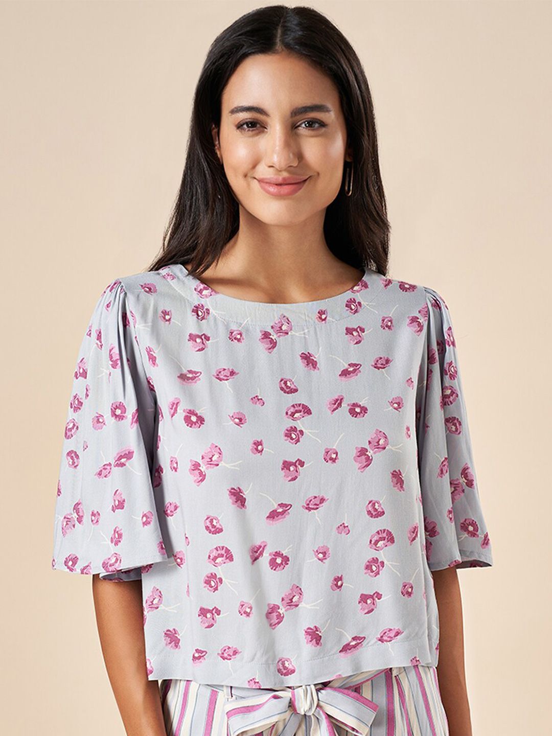 AKKRITI BY PANTALOONS Blue Floral Print Flared Sleeve Top
