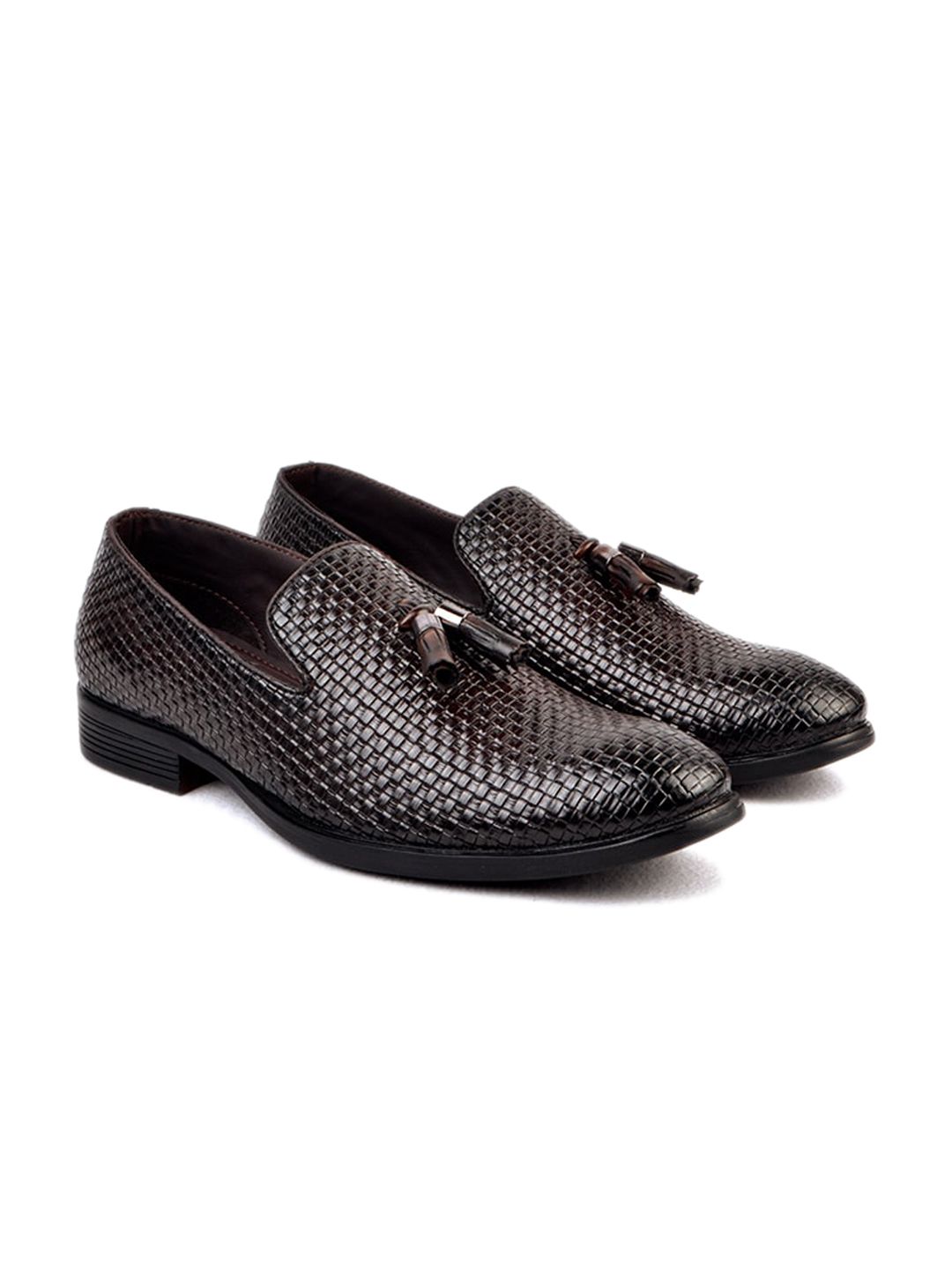 Cliff Fjord Men Textured Formal Loafers