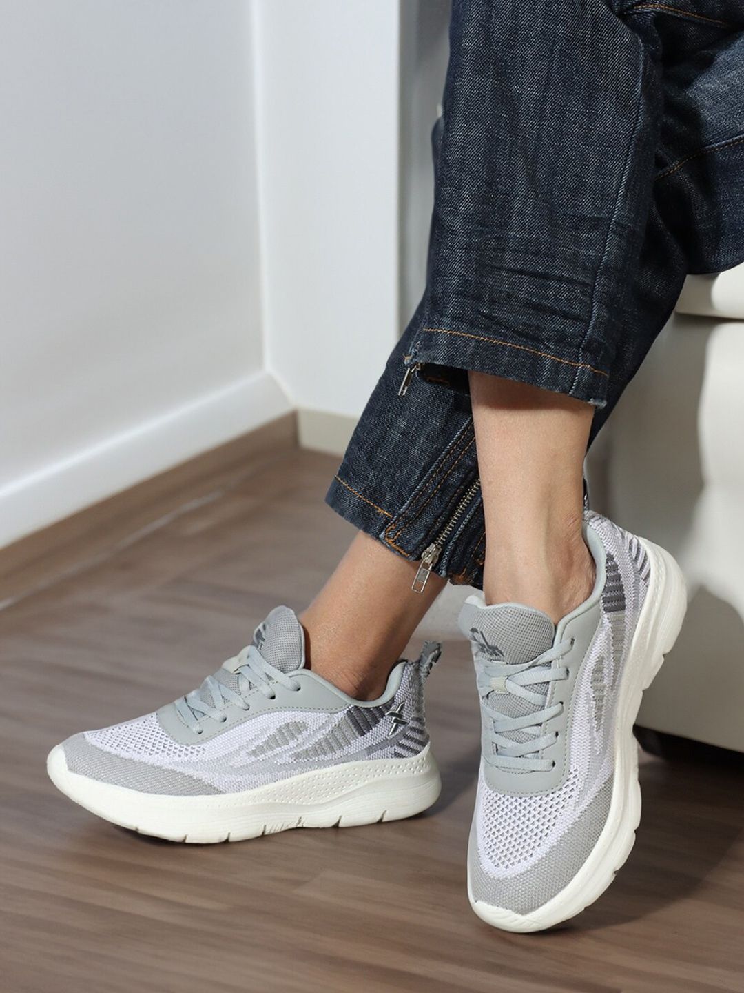 Carlton London sports Women Flyknit Mesh Jogging Shoes