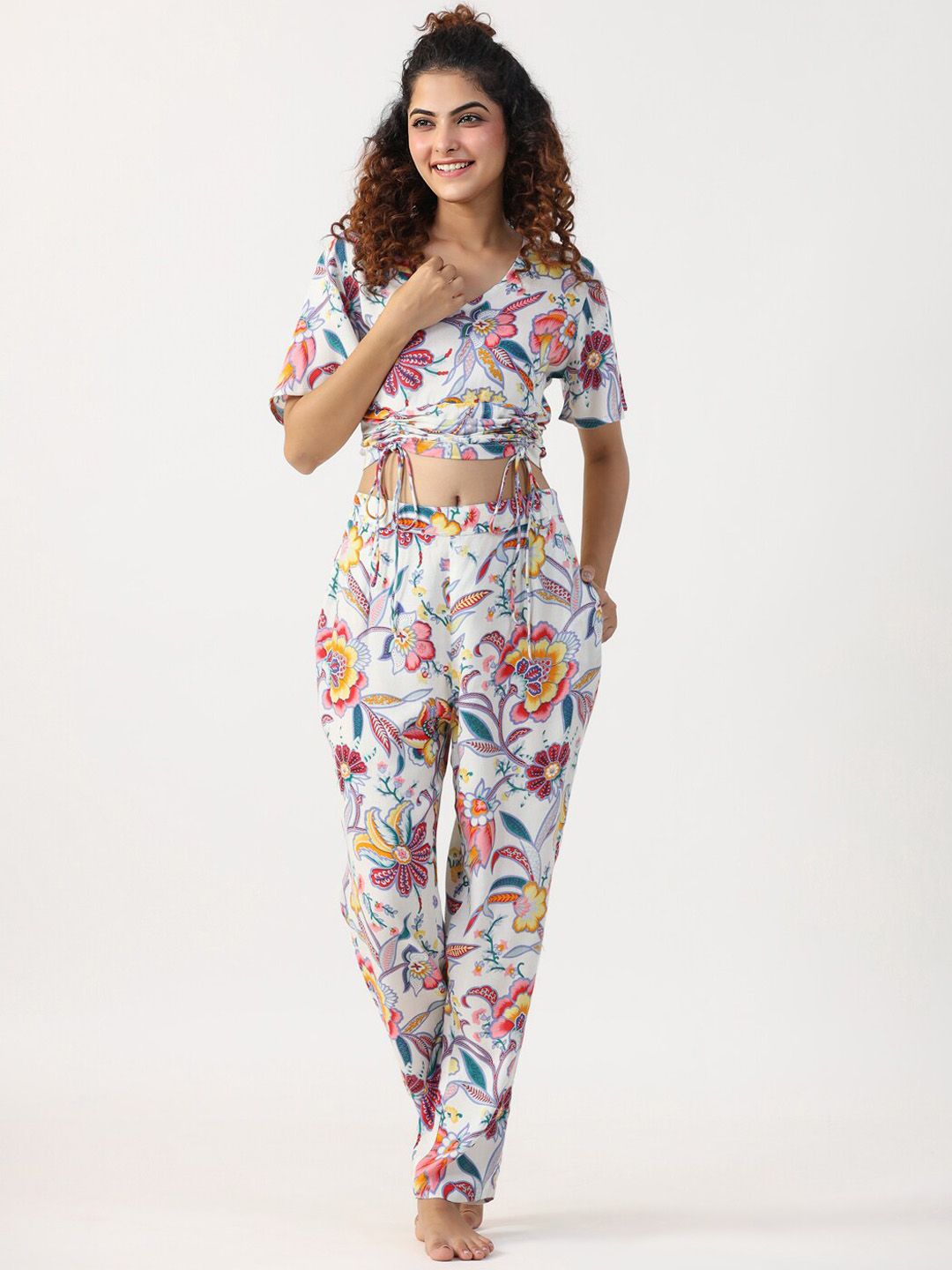 SANSKRUTIHOMES White Floral Printed Rayon Night suit