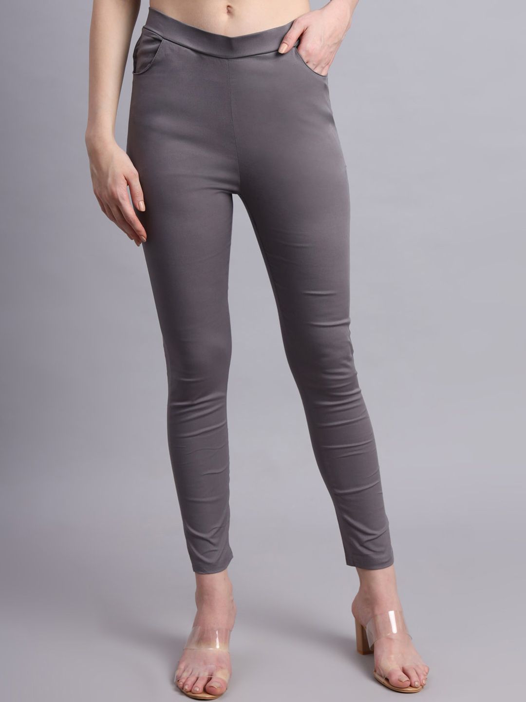 Vastraa Fusion Women Smart Plain Skinny Fit Cigarette Trousers